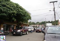 Hauptstraße in Santa Elena