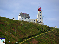 Die Häuser des Leuchtturms sind die einzigen gemauerten Gebäude auf der Insel