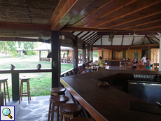 Bar und Speisesaal der Bird Island Lodge
