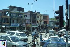 Straßenkreuzung in Colombo